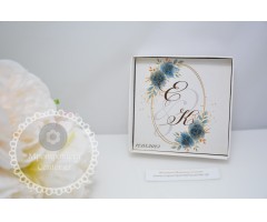 Μπομπονιέρα γάμου ξύλινο σουβέρ σε κουτί λευκό με εξωτερικό δέσιμο  & σχέδιο Gold Circle Blue
